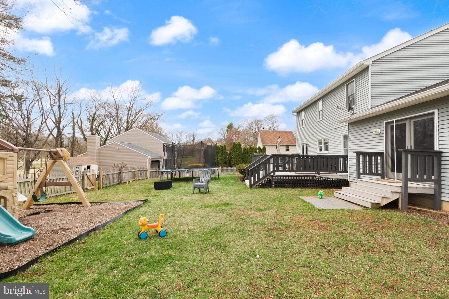 533 Bay Hills Drive photo 35