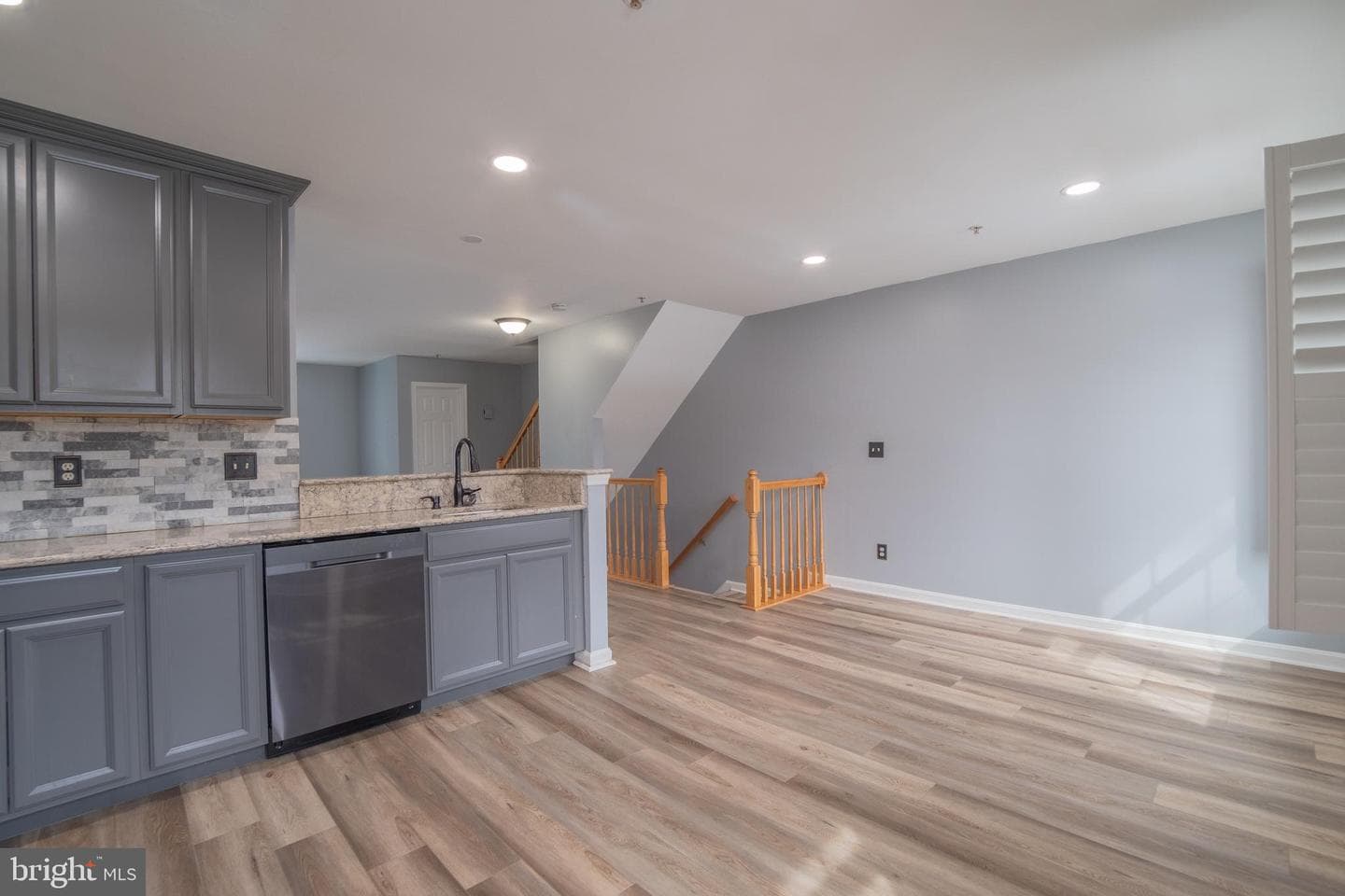 113 Brightwater Drive photo 9