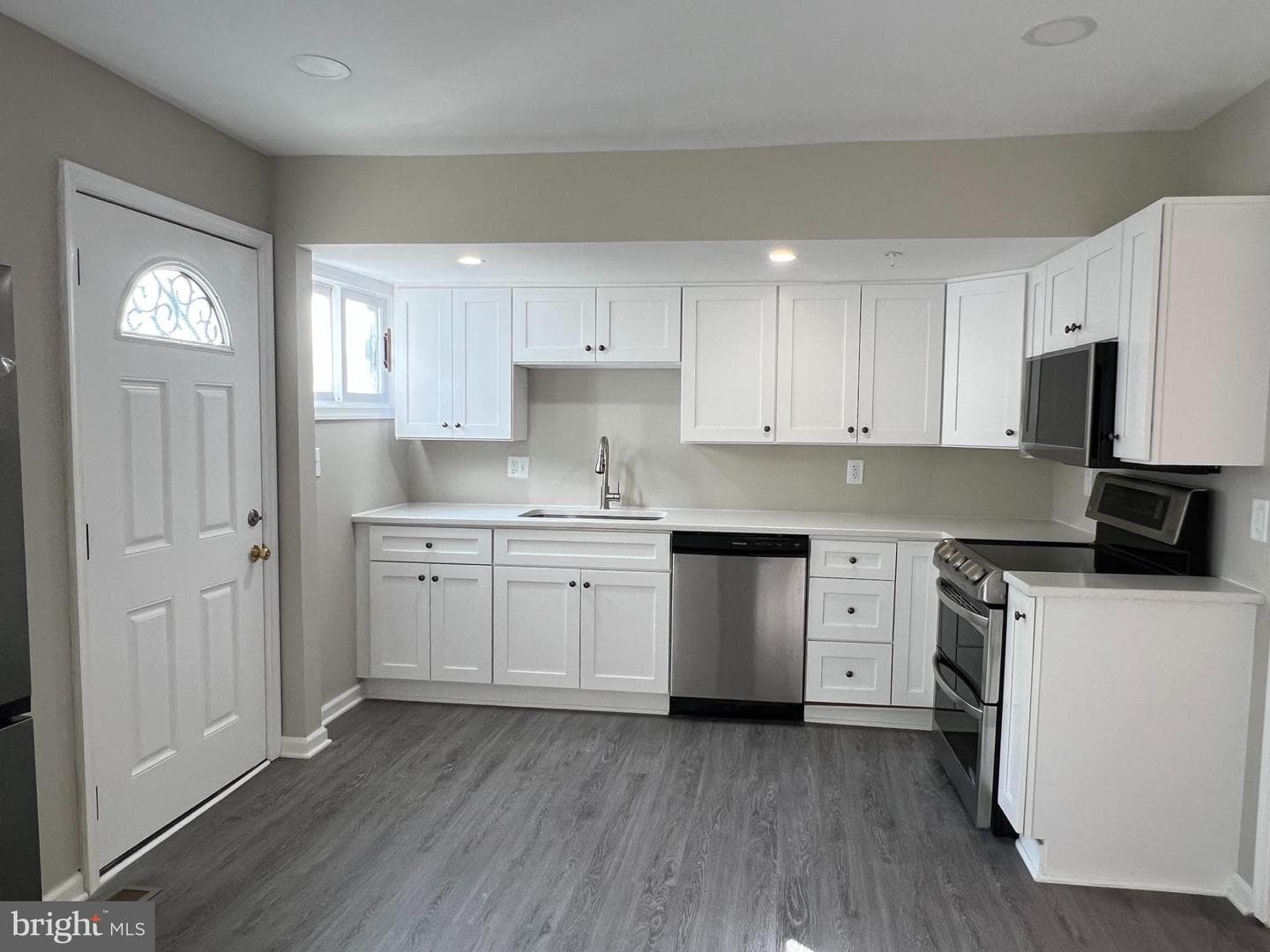 805 Spa Road photo 30