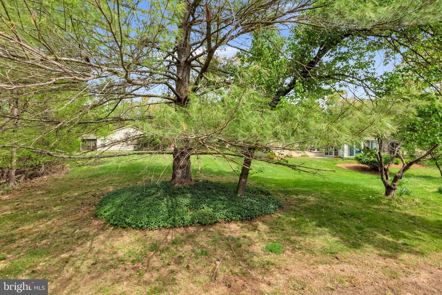 928 Riversedge Circle photo 34