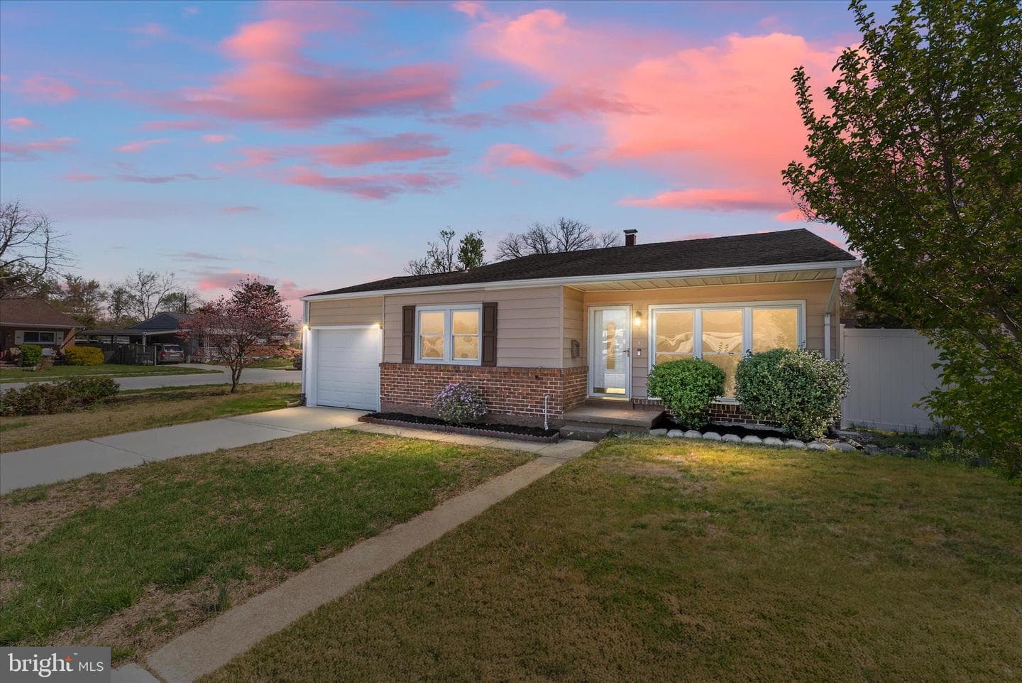 107 Hollywood Drive photo 27