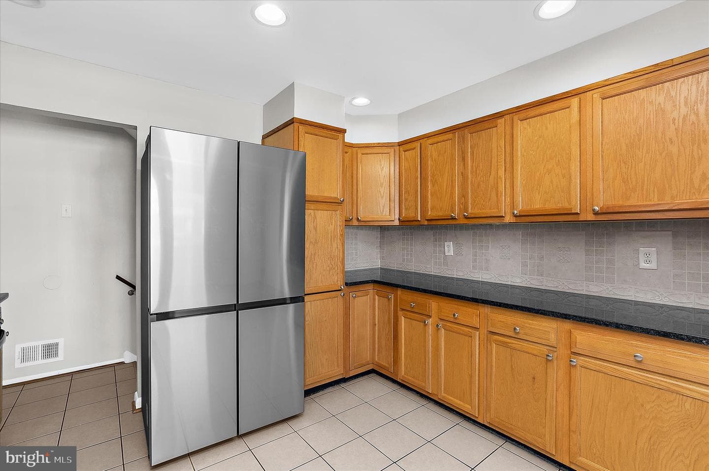 107 Hollywood Drive photo 39