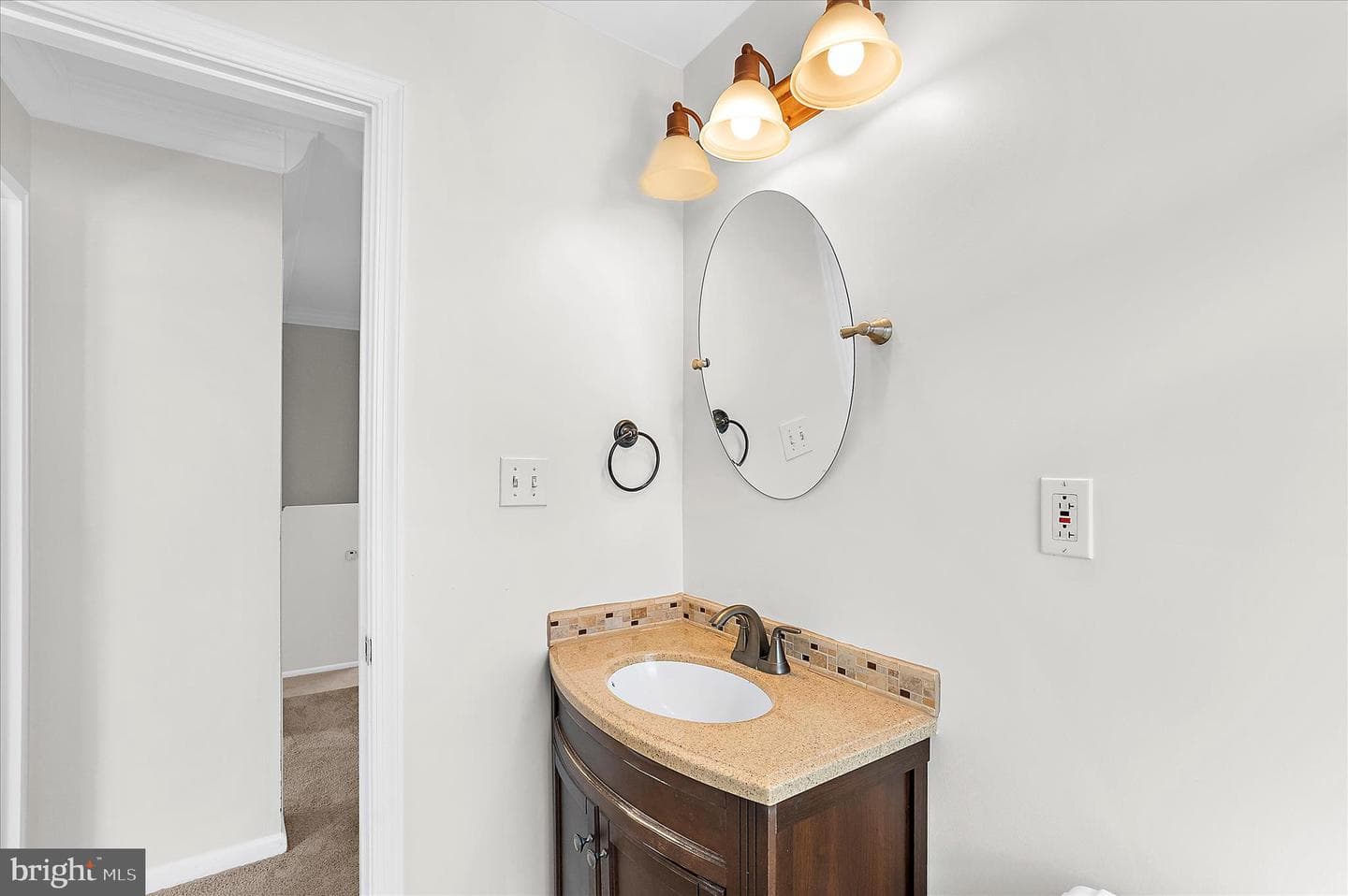 107 Hollywood Drive photo 52