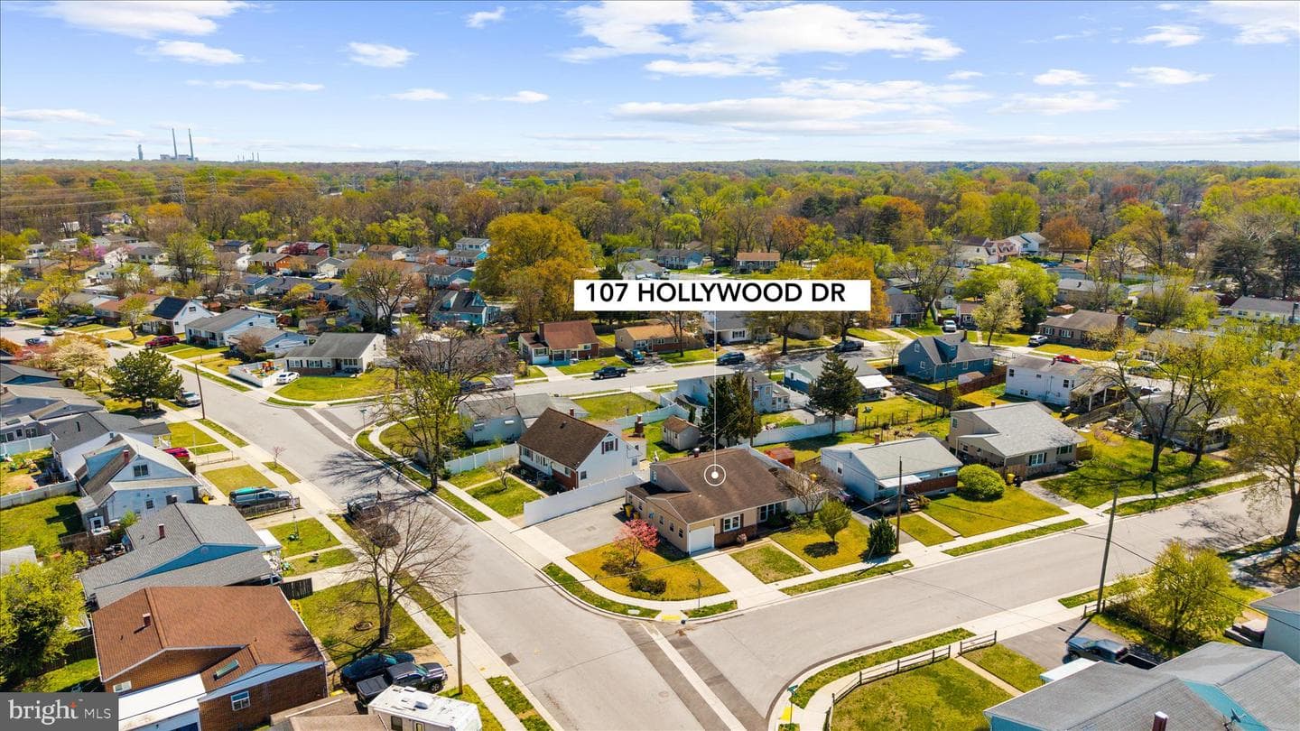 107 Hollywood Drive photo 63