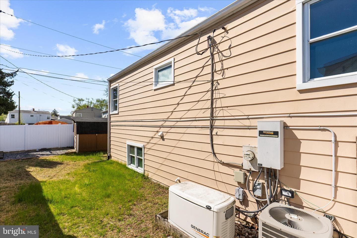 107 Hollywood Drive photo 81