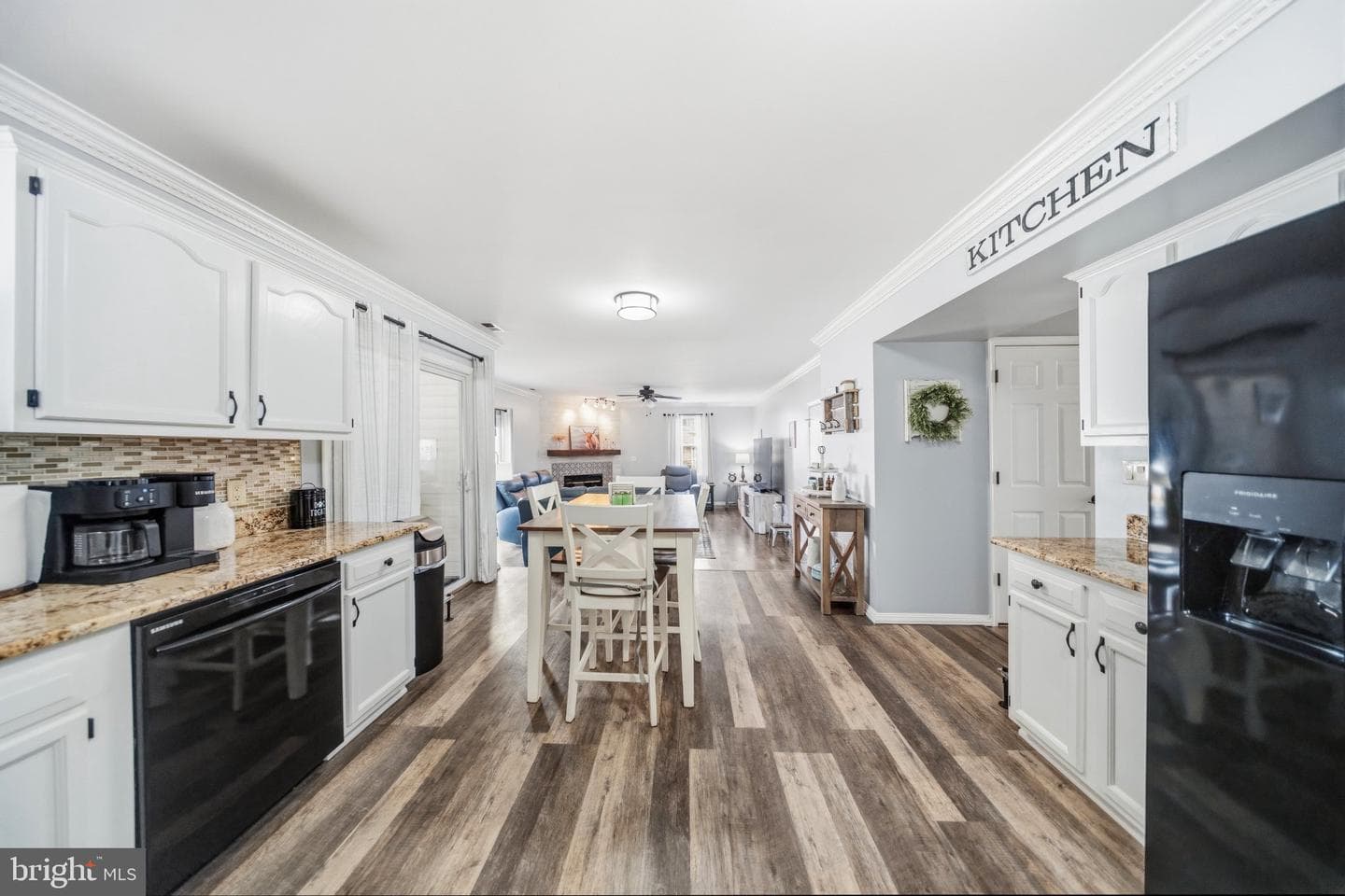 1221 Cedar Ln photo 13