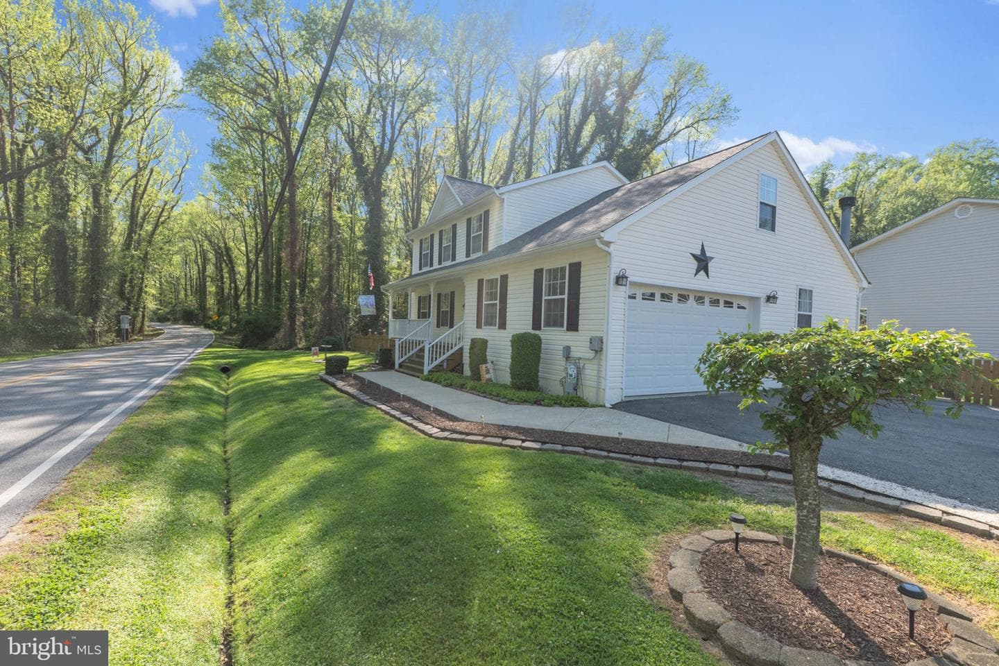 1221 Cedar Ln photo 4