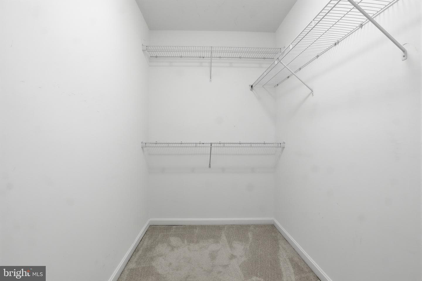 821 N Broadview Boulevard photo 24