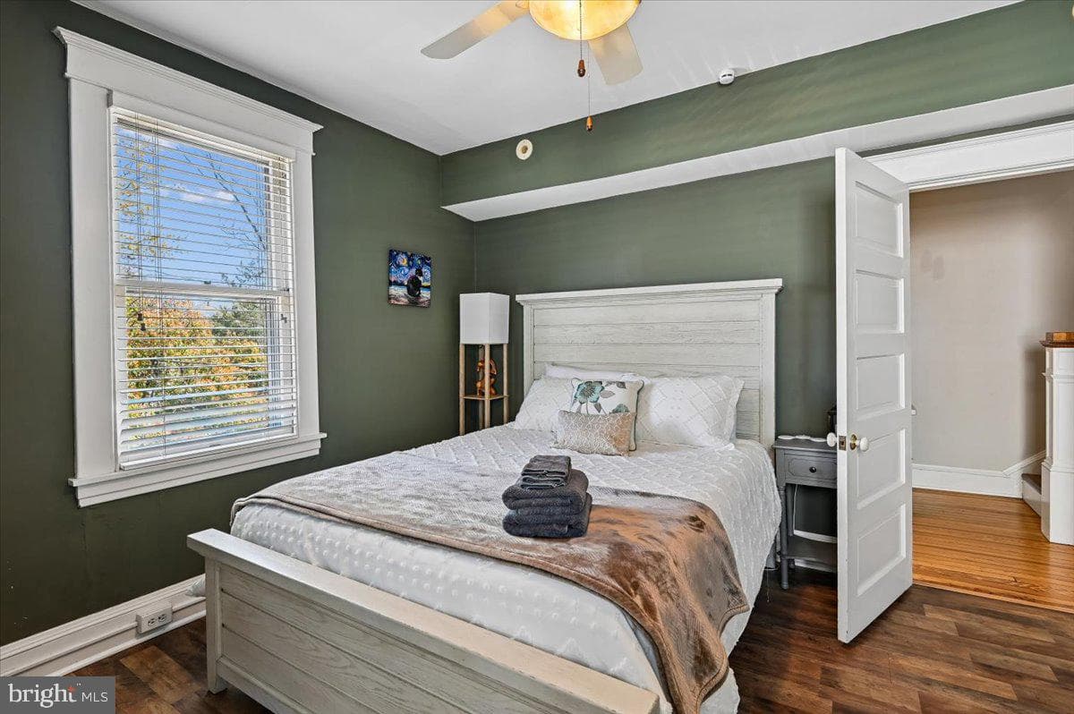 75 Shipwright Street photo 46