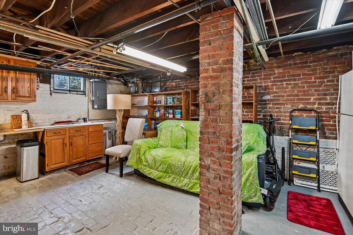 75 Shipwright Street photo 69