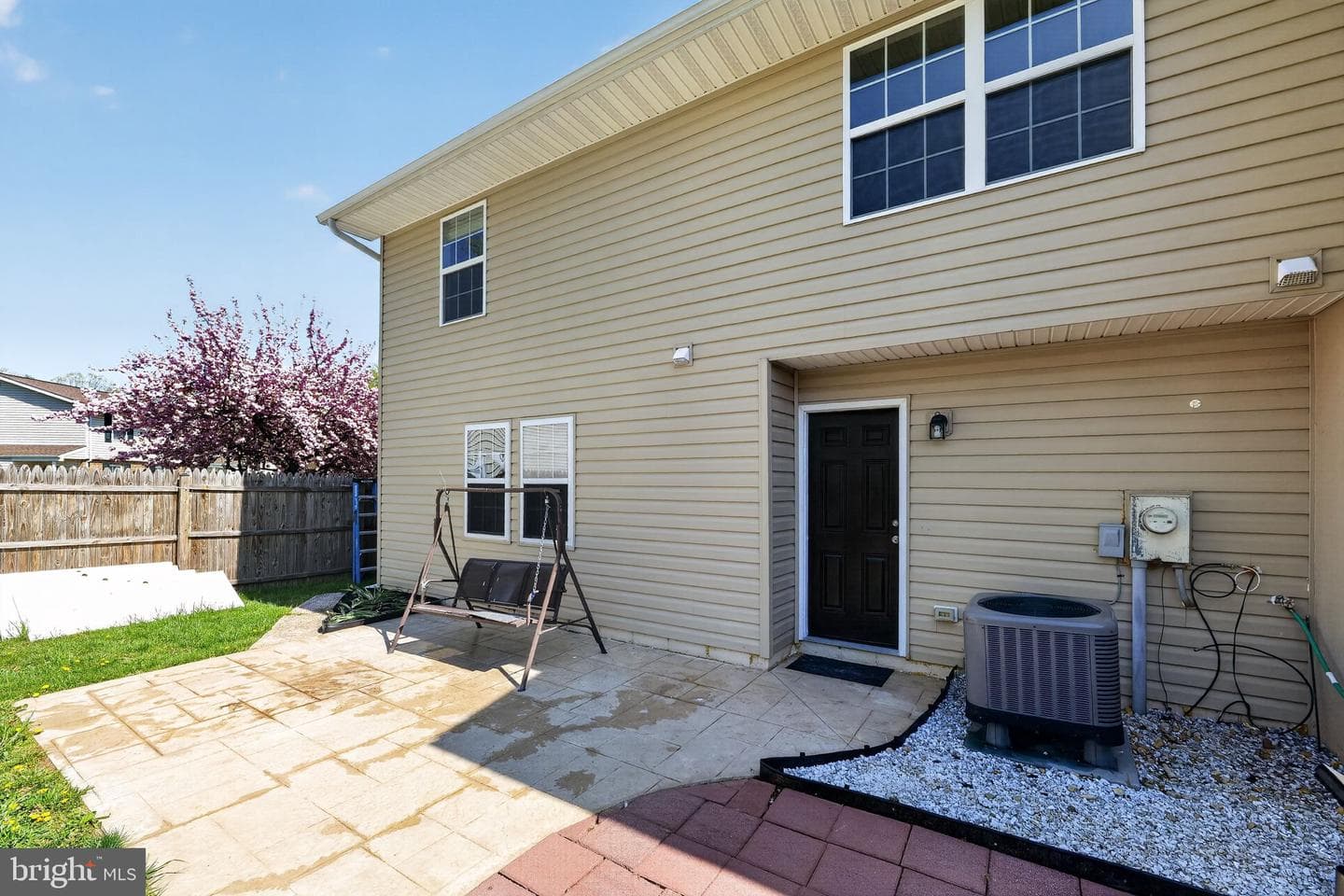 8090 Round Table Court photo 4