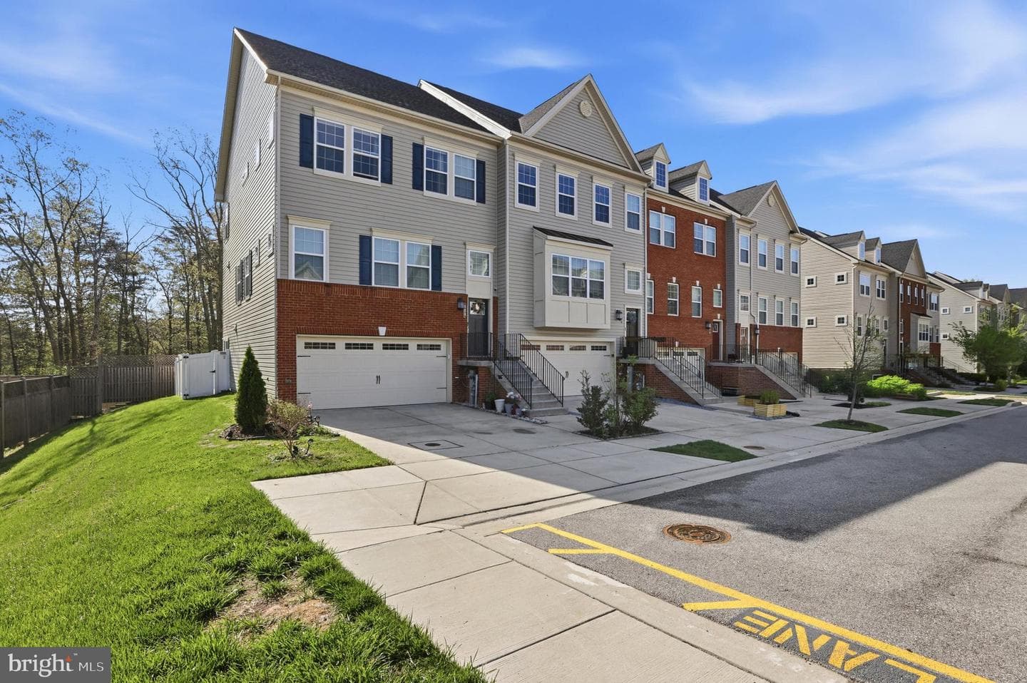 623 Clear Blue Lane photo 2
