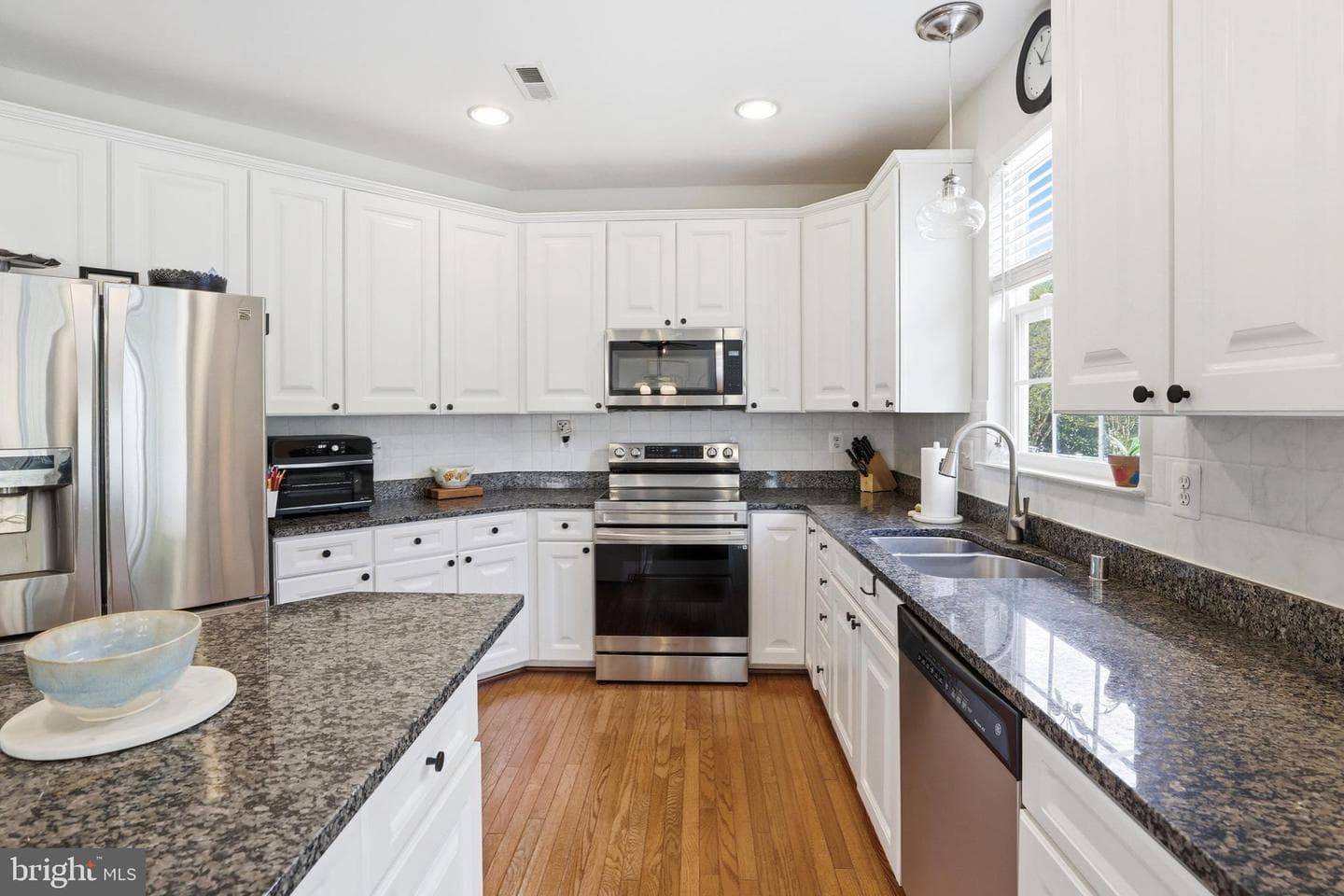 1610 Stern Court photo 26