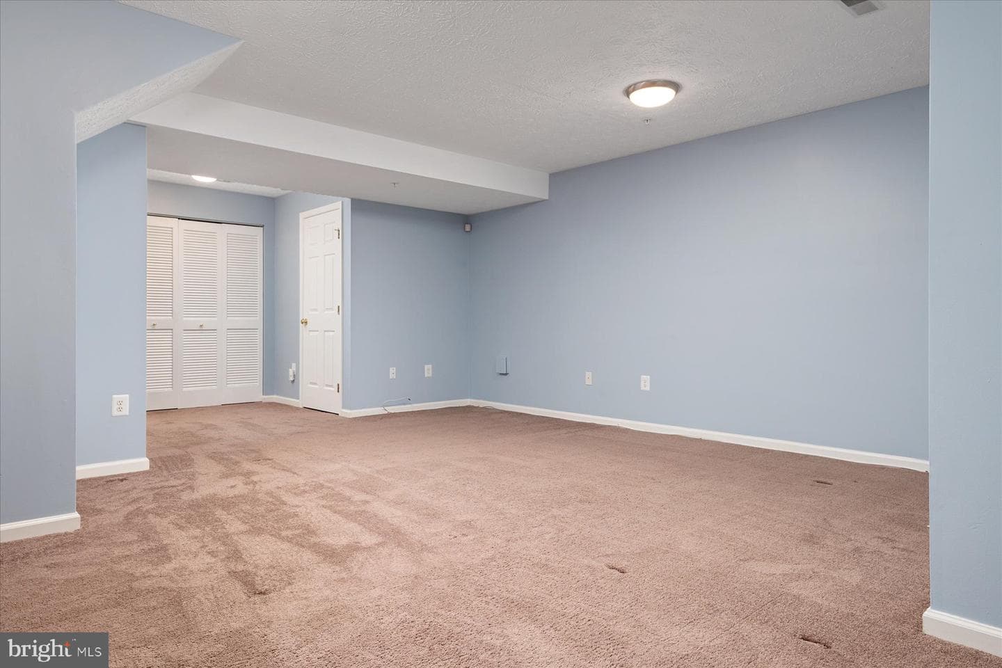 923 Deerberry Court photo 20
