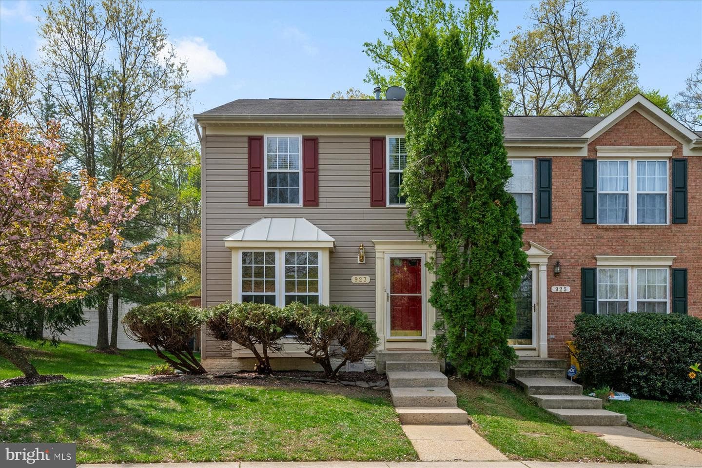 923 Deerberry Court photo 34
