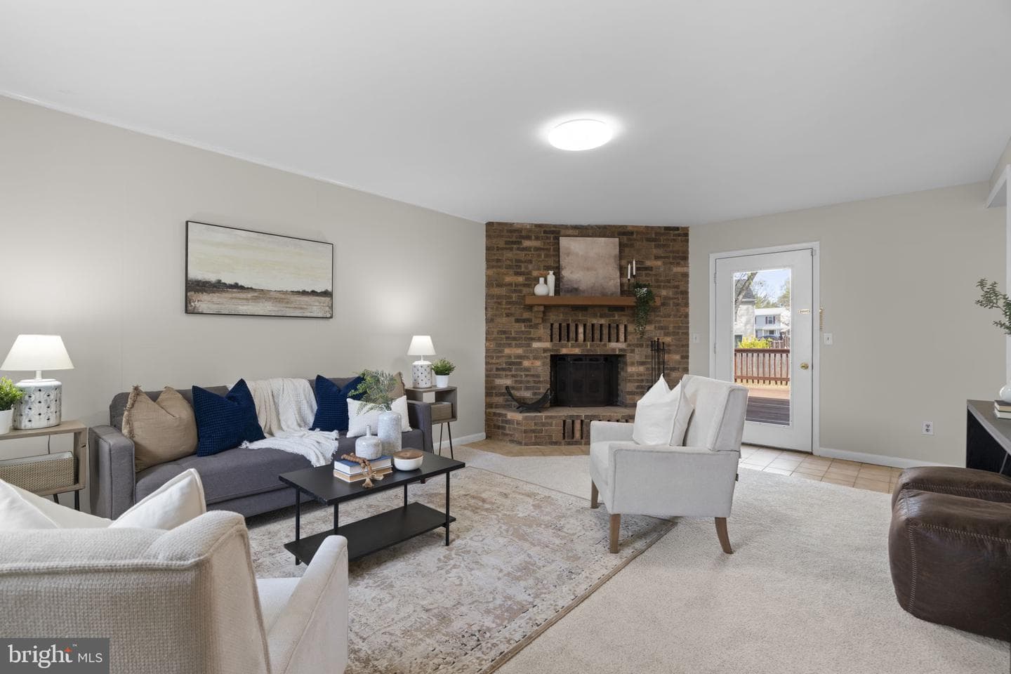 807 Brechin Garth photo 15