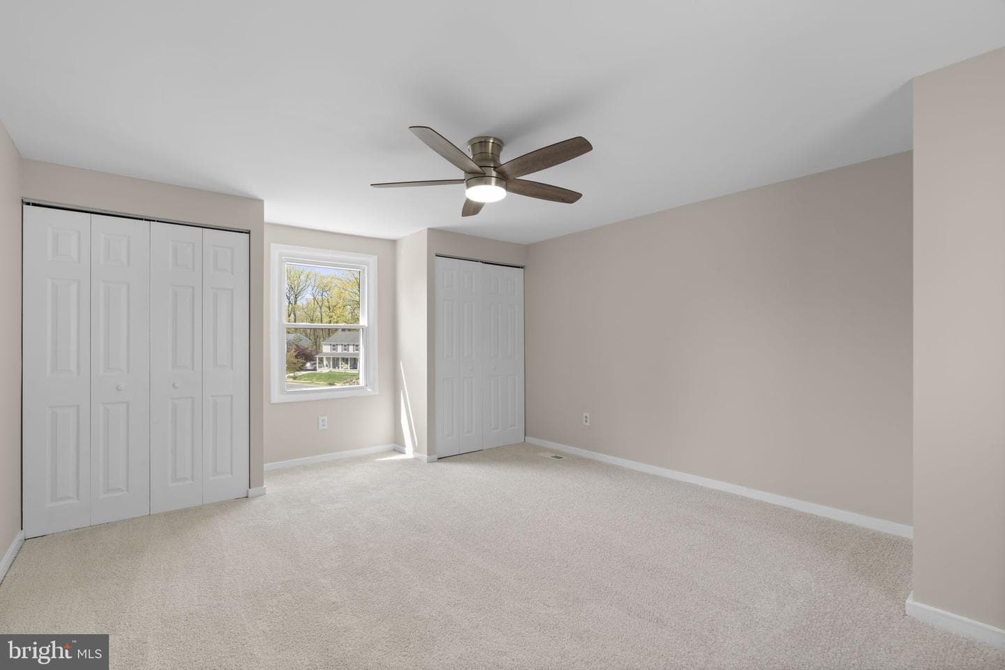 807 Brechin Garth photo 22