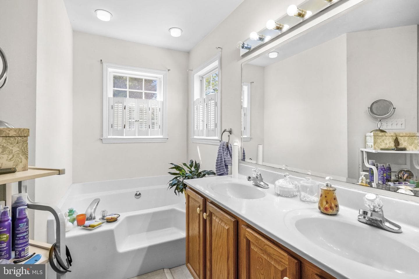 615 Mann Road photo 20