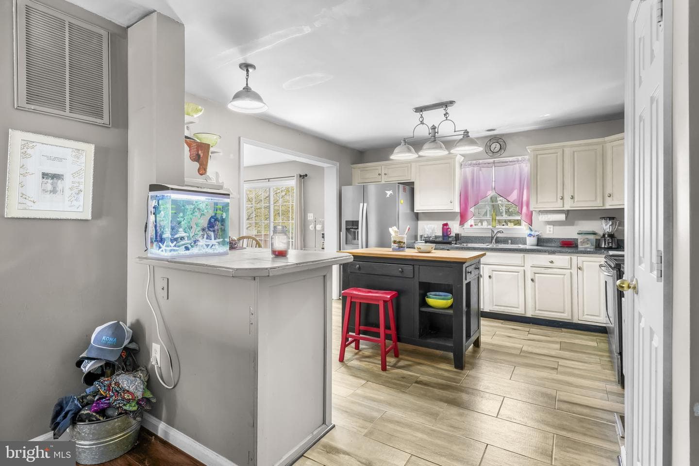 615 Mann Road photo 6