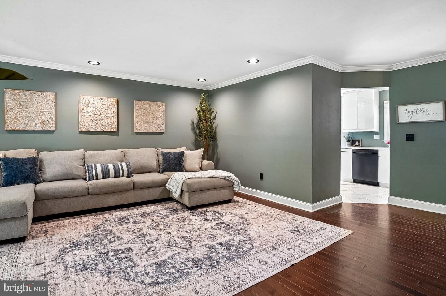 5208 Hawk Channel Drive photo 6