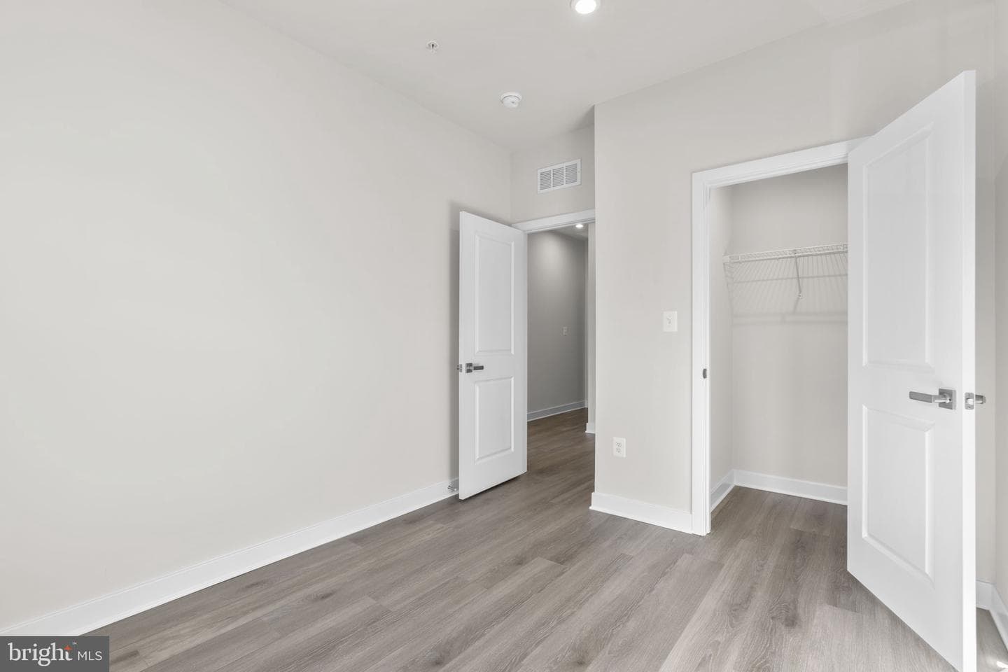 103 Spring Gate Ln photo 23
