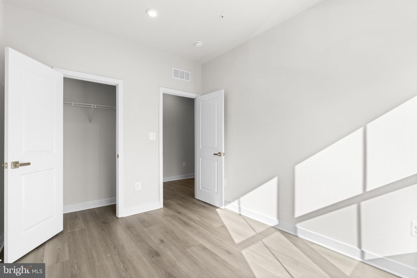 103 Spring Gate Ln photo 25