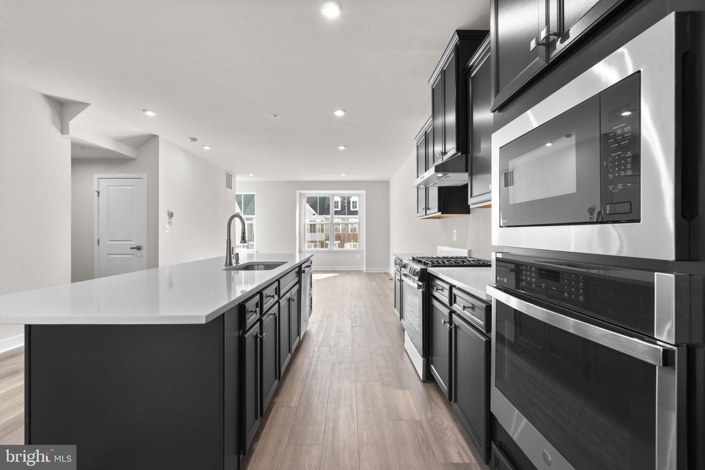 103 Spring Gate Ln photo 7