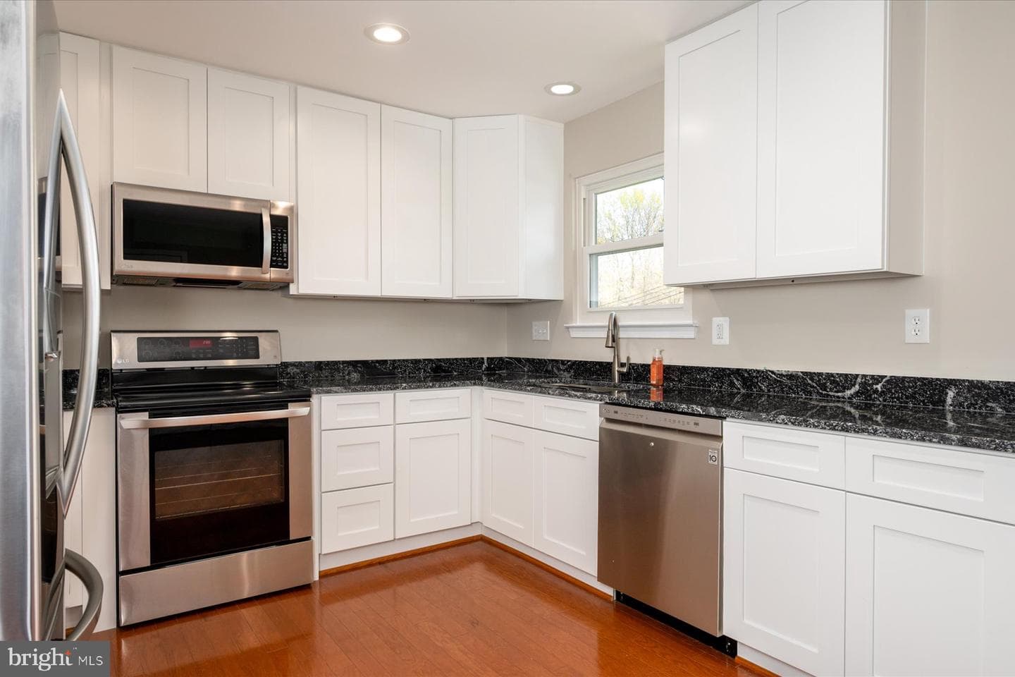 1603 Cananaro Court photo 5