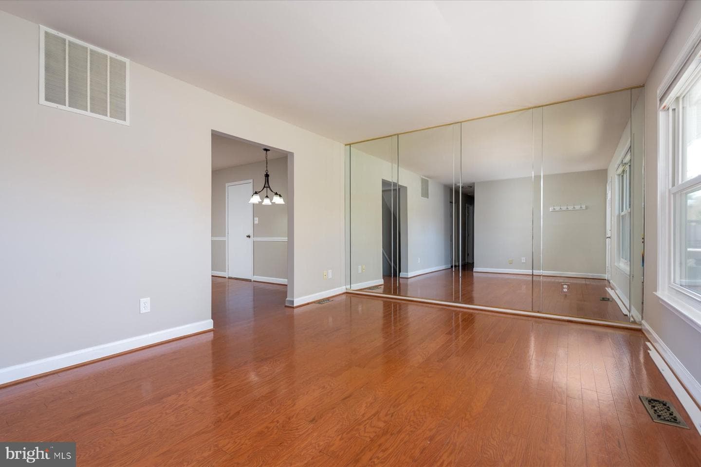 1603 Cananaro Court photo 7