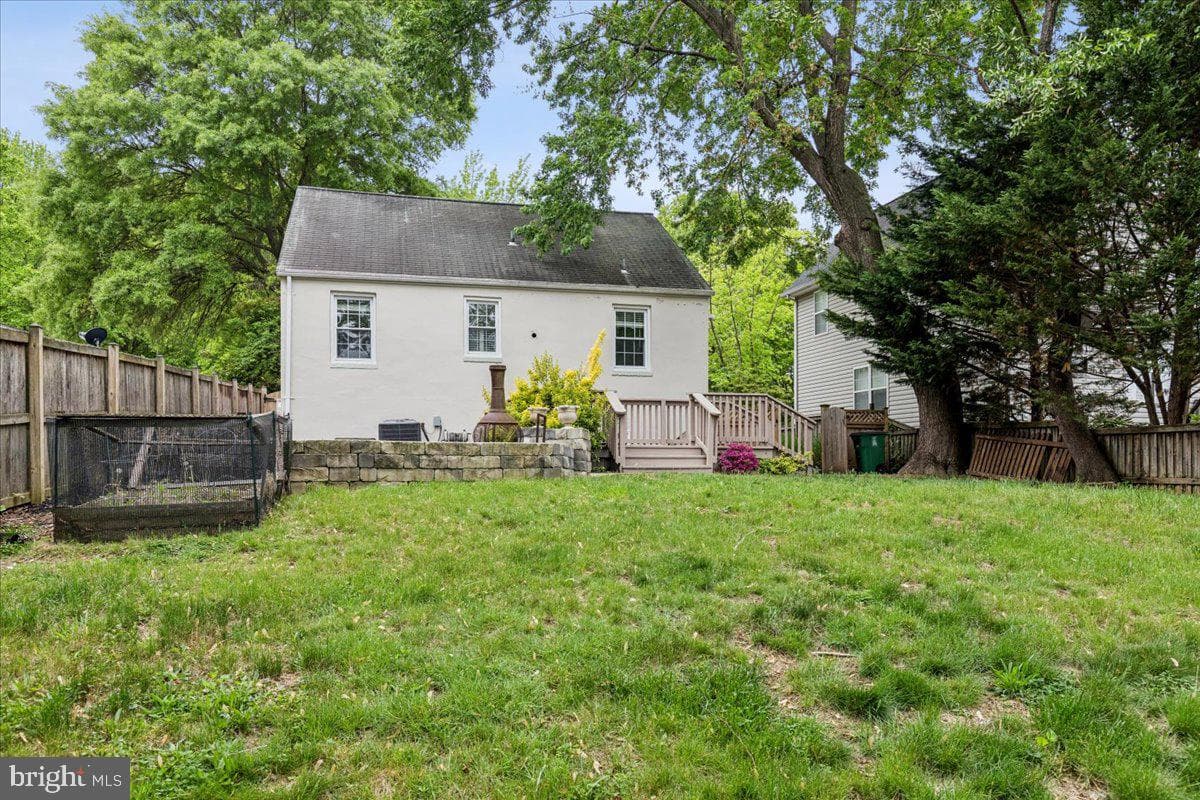 76 Summerfield Drive photo 32