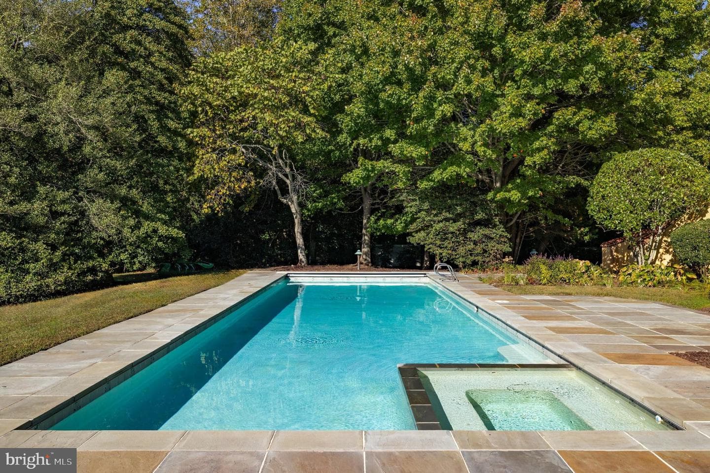 622 Magothy Road photo 45
