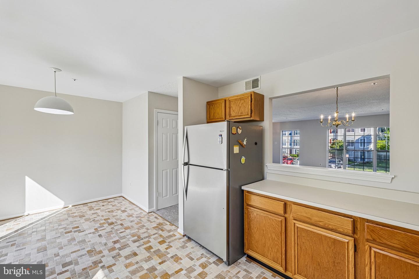 2558 Ambling Circle photo 22