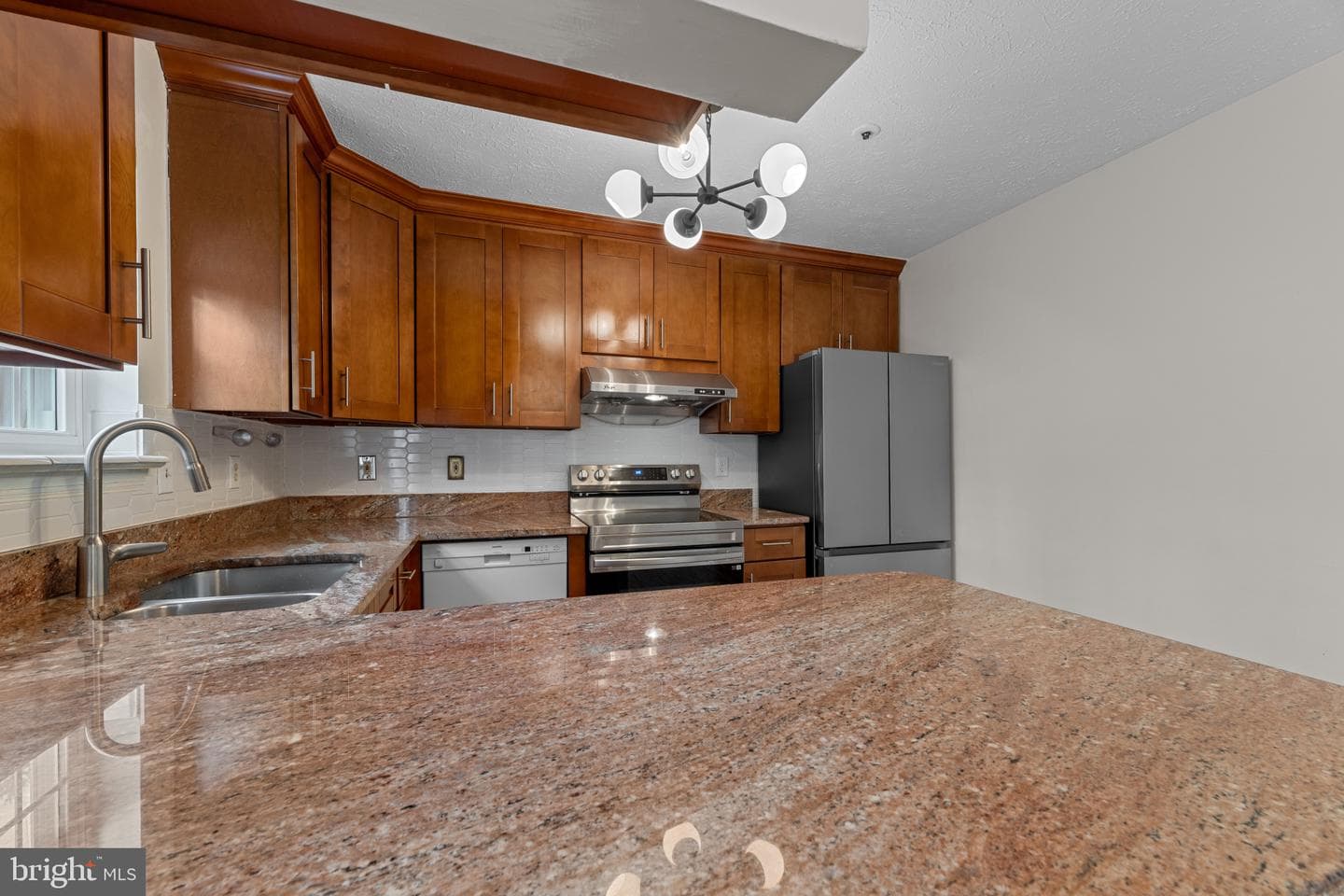 348 Lindera Court photo 5