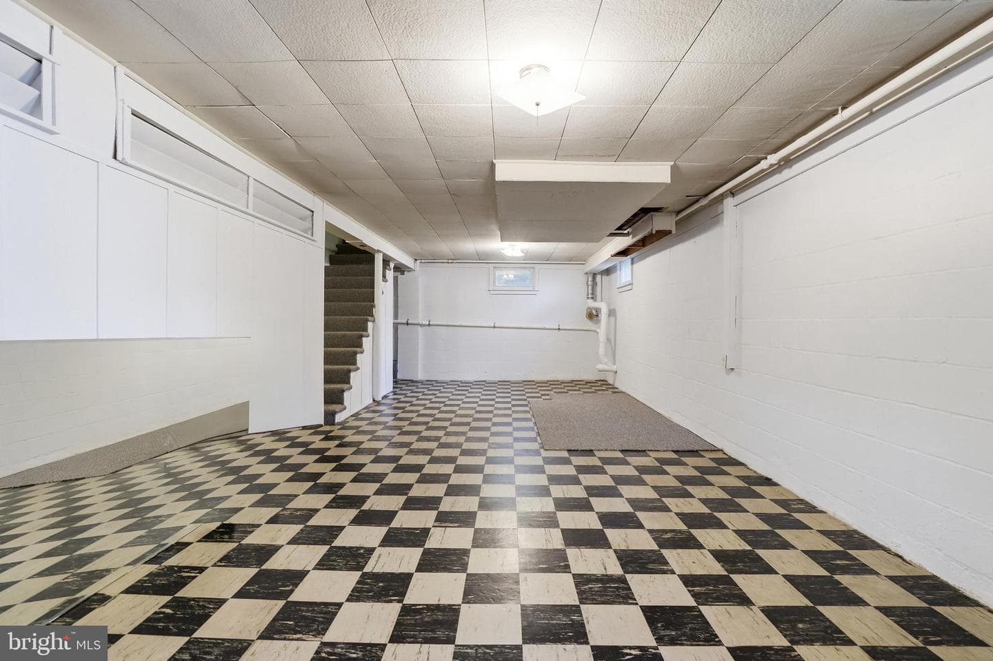 411 Ludlow Road photo 28