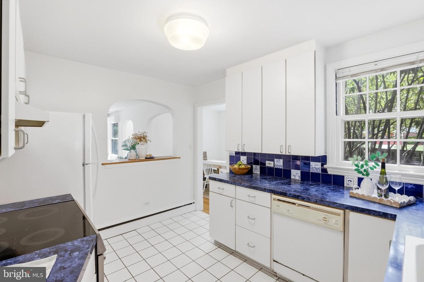 411 Ludlow Road photo 9