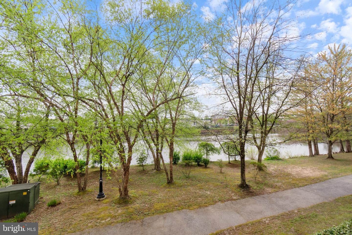 2607 Chapel Lake Drive #107 photo 31