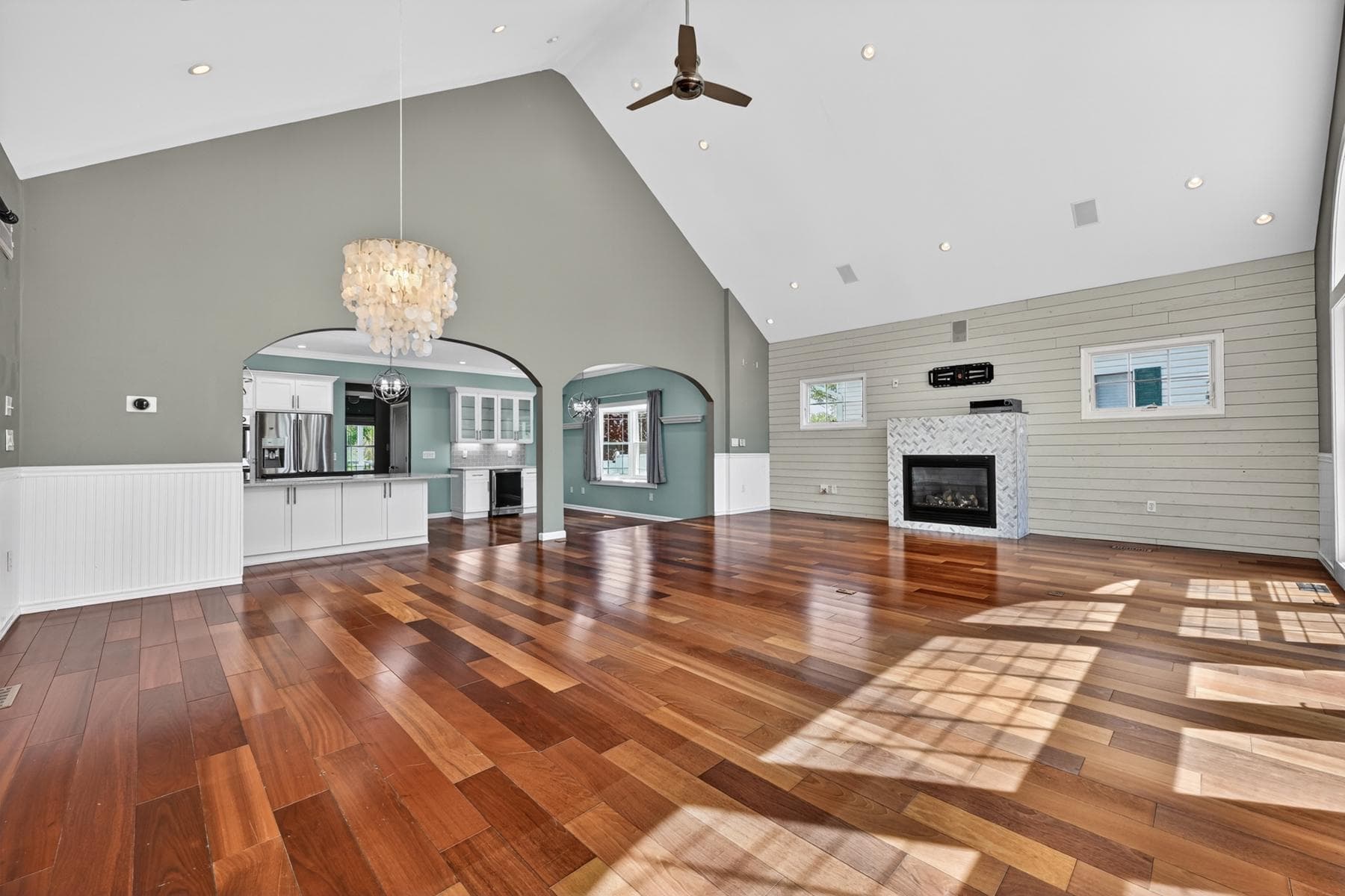 448 Maple Leaf Drive photo 18