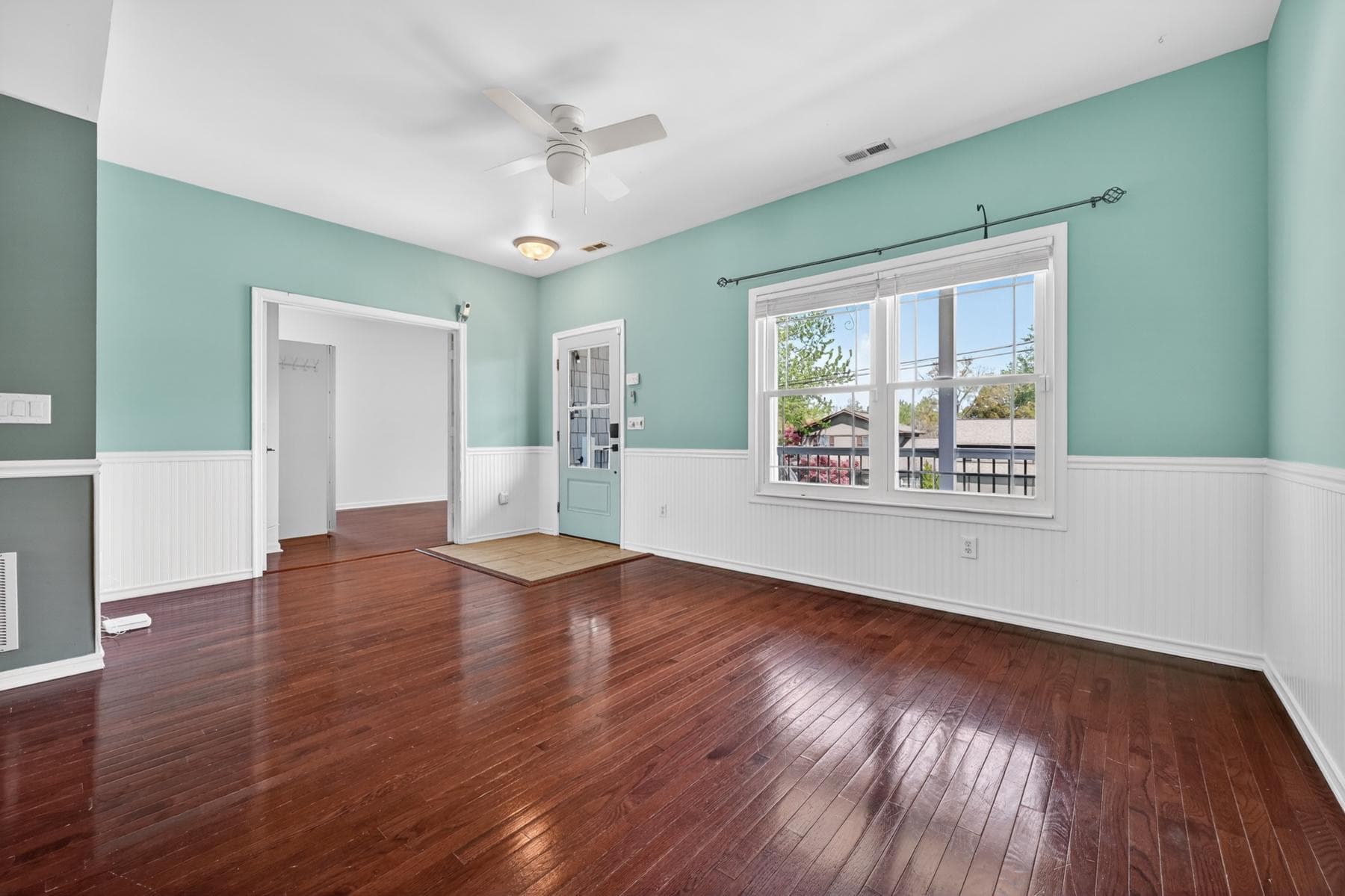 448 Maple Leaf Drive photo 20