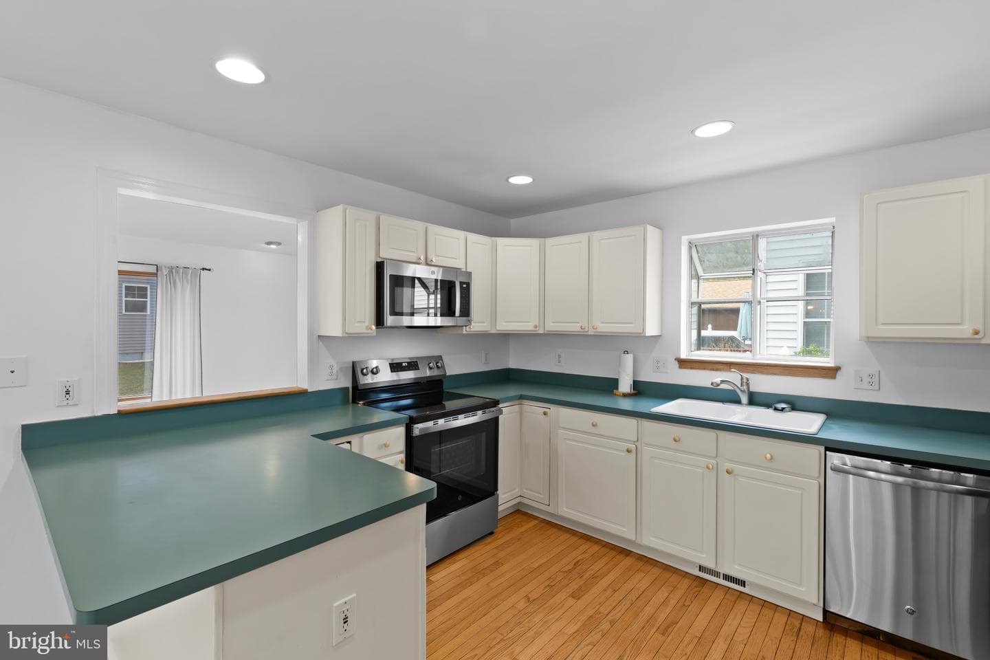 3530 Shady Drive photo 8