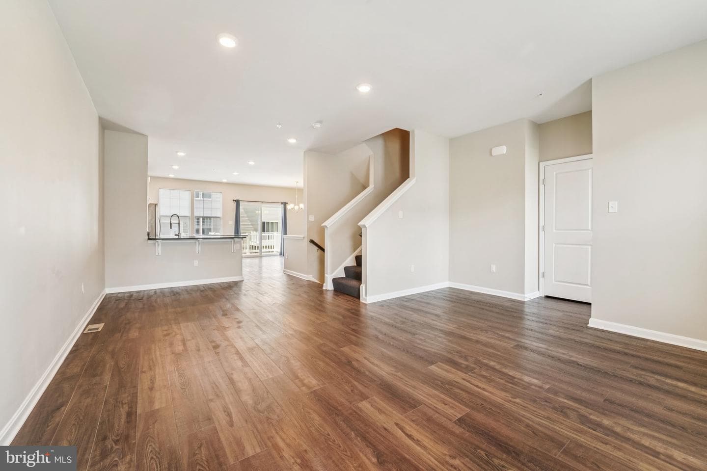 2070 Hinshaw Drive photo 12