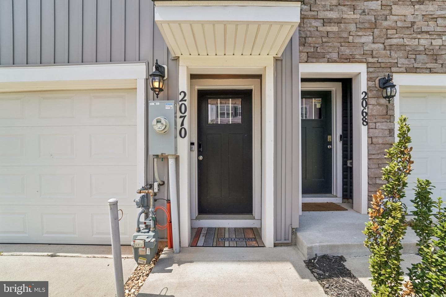 2070 Hinshaw Drive photo 3