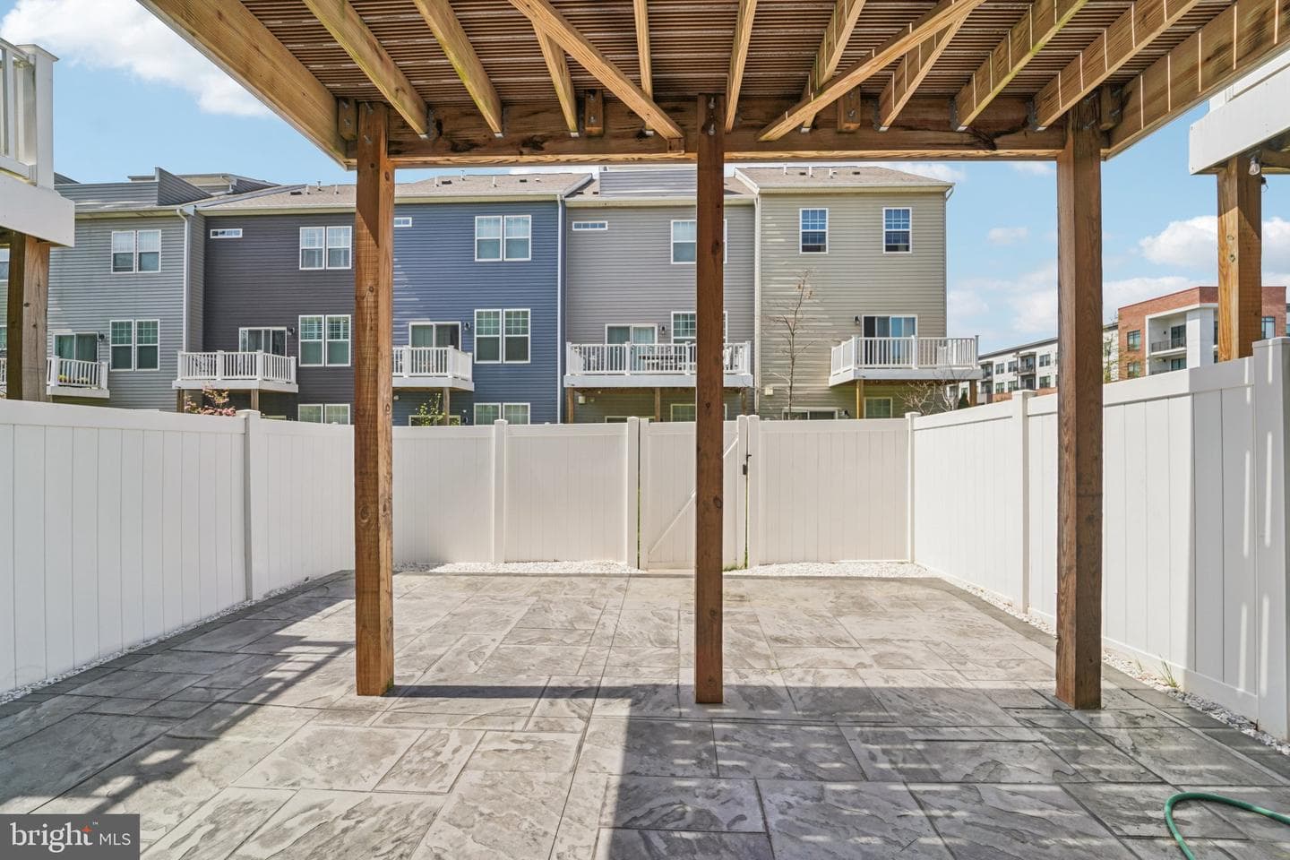 2070 Hinshaw Drive photo 33