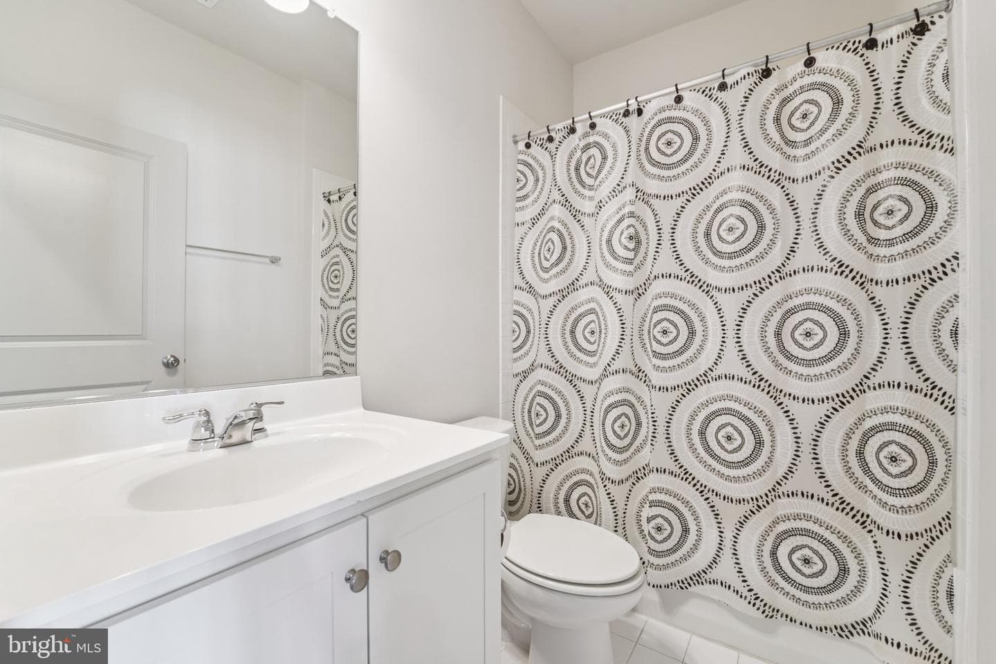 2070 Hinshaw Drive photo 9