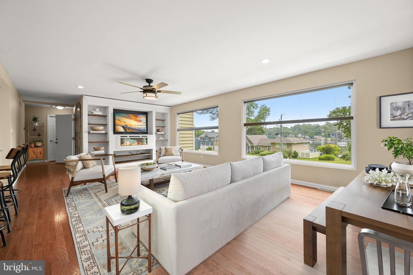840 Valentine View photo 13