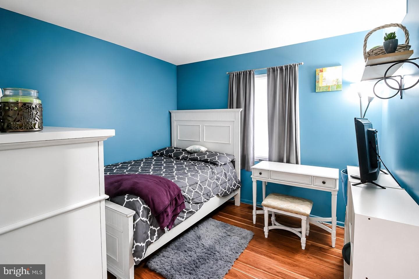 8121 Elizabeth Road photo 14