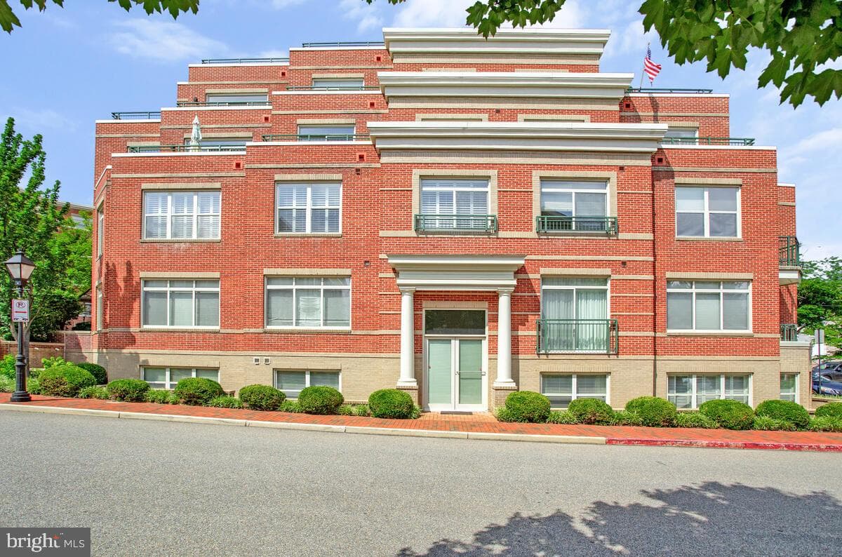 66 Franklin Street #20 photo 3