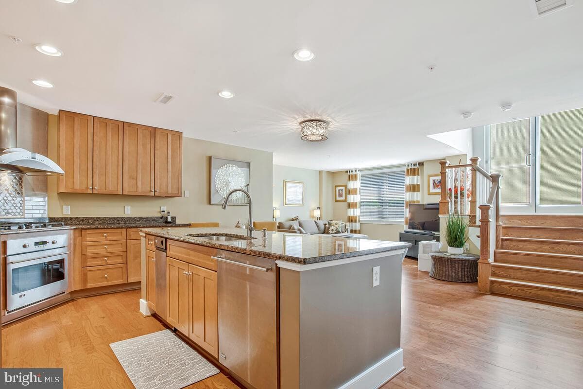 66 Franklin Street #20 photo 6
