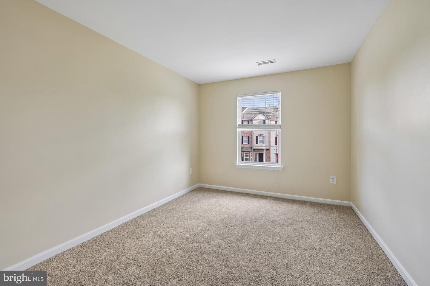 325 Assembly Point Court photo 20