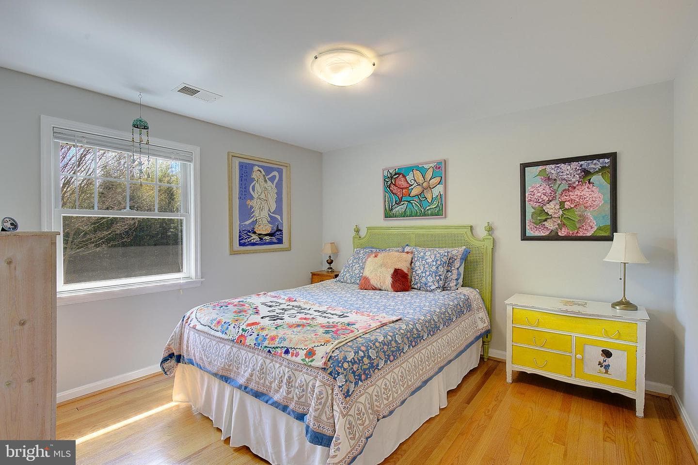 2 Isaacs Street photo 54