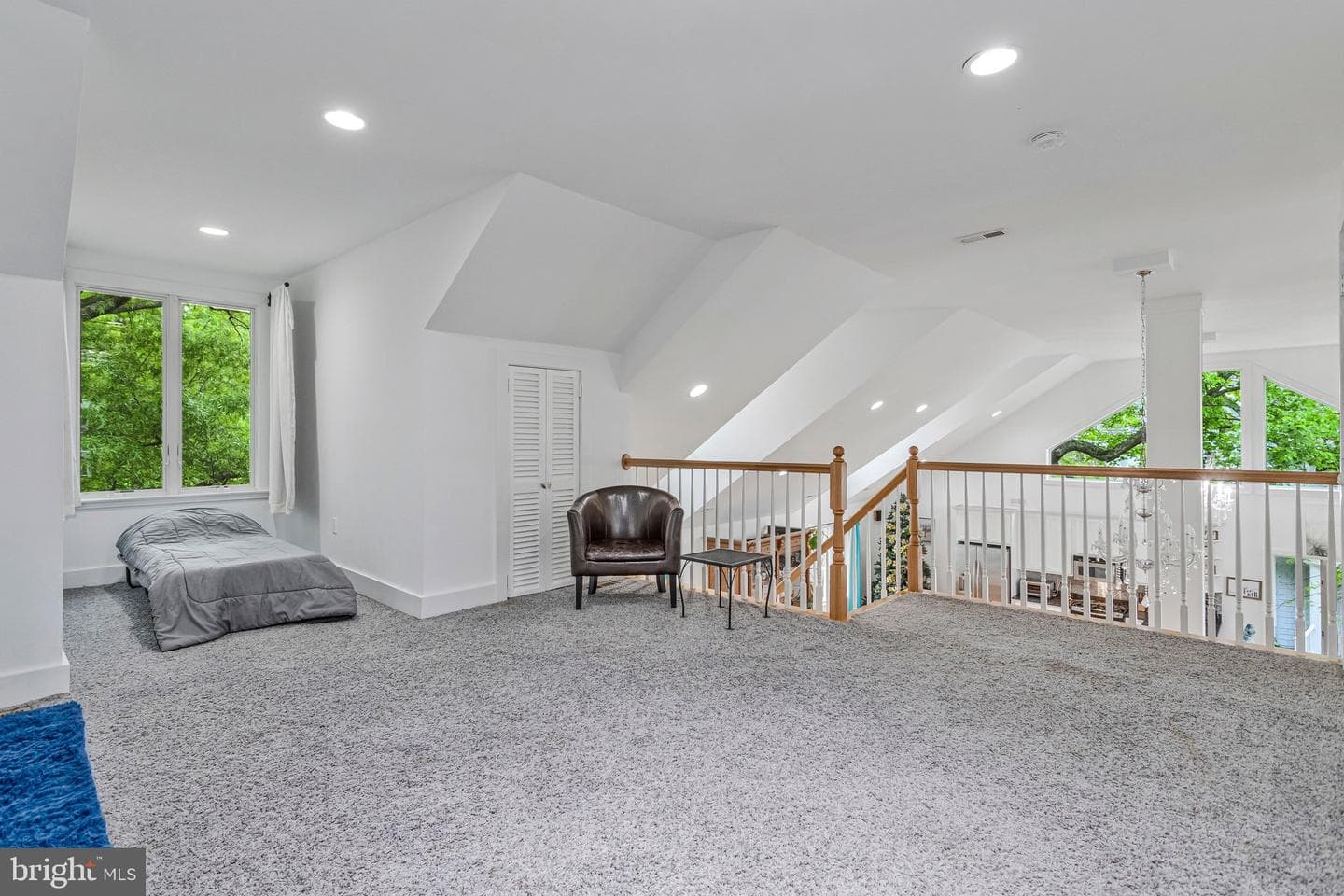 820 Bay Front Avenue photo 19